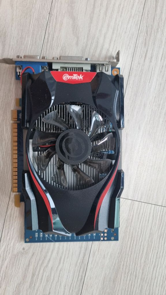 WD/SEAGATE 8TB 하드디스크 4개 세트 이미지