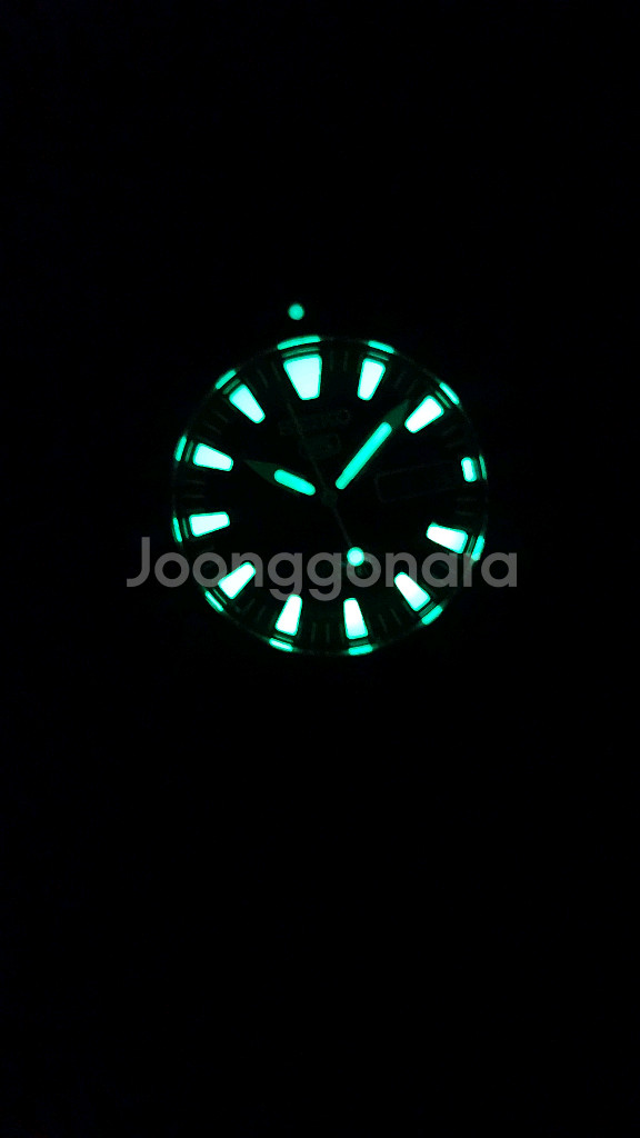 # 세이코 40주년 기념 에디션 리미티드 다이버시계 급--1