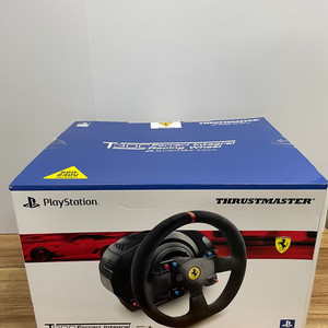 트러스트 마스터 T300RS GT 레이싱 휠 페라리에디션