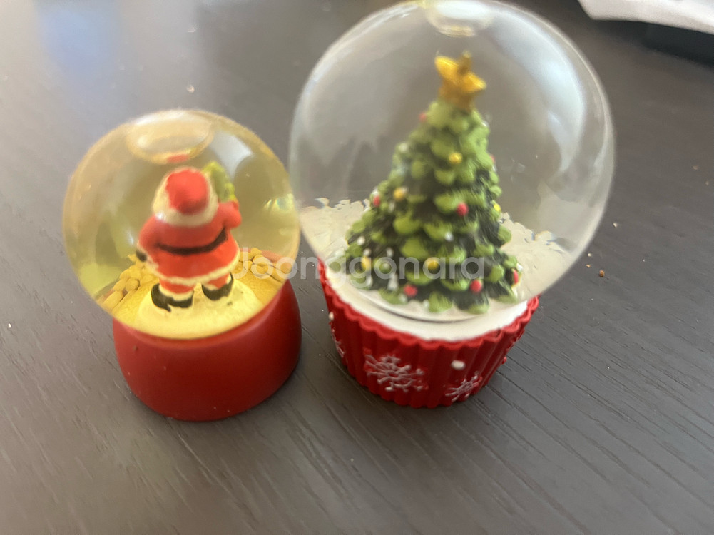 크리스마스 스노우볼 2개--1