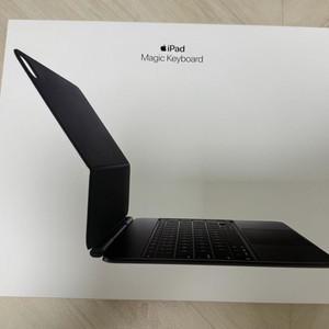 아이패드프로 매직키보드13 (M4/M5) 한글자판 미개봉 새제품 판매합니다