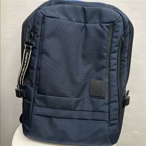 샘소나이트 레드 백팩