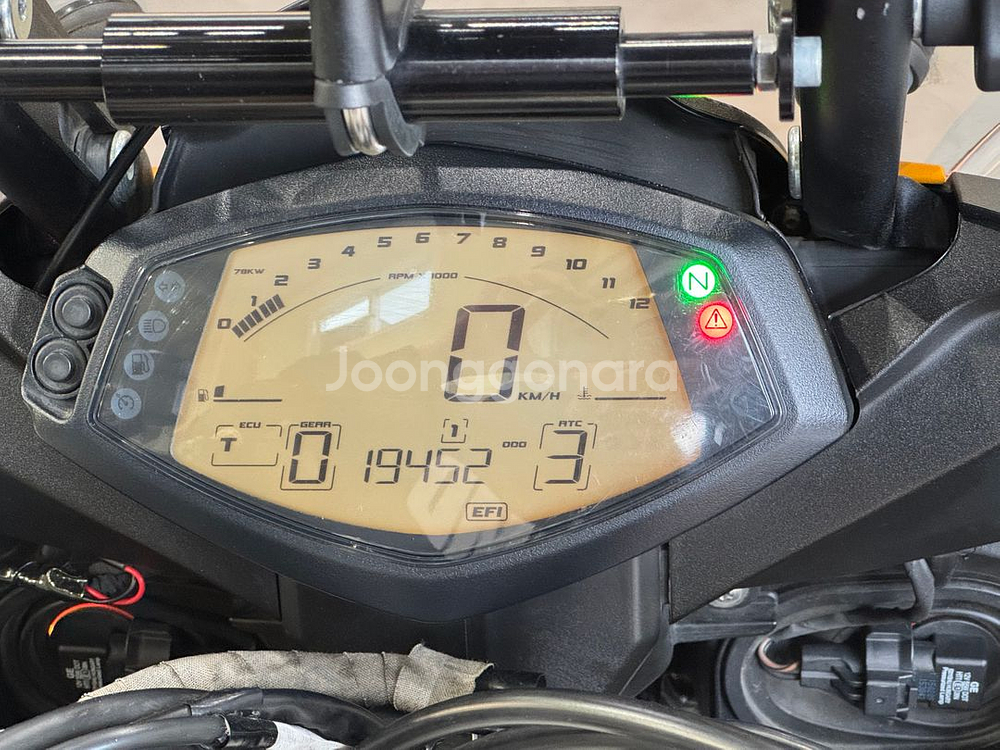 카포노드1200 15년식 1.9만키로 깔끔한 카플레이 투어차량 판매합니다--9