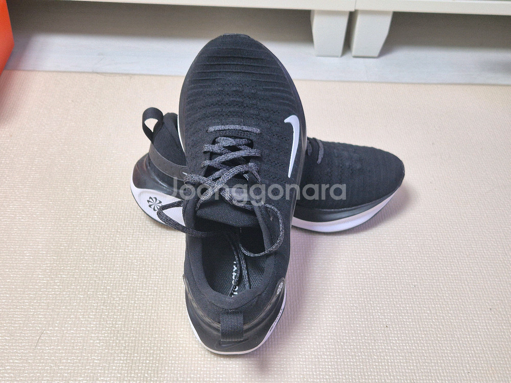 새제품 나이키 인피니티 런4 런닝화(270) 판매--4