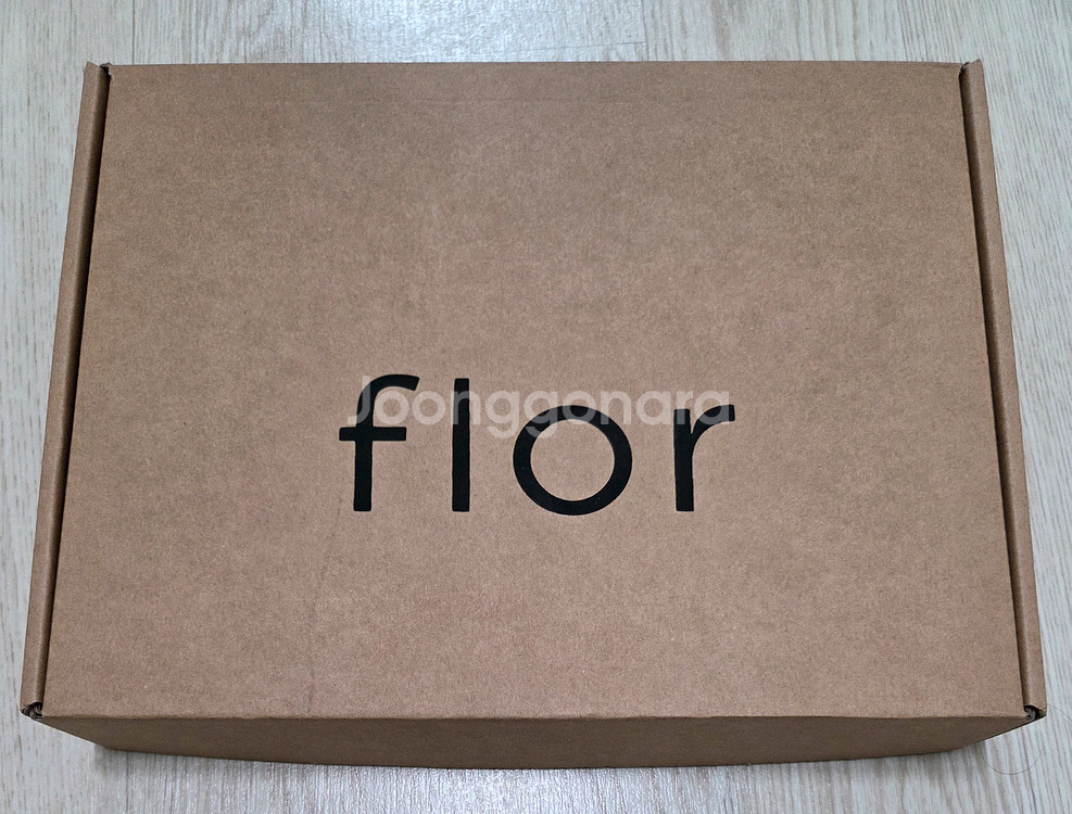 플로르 플라워 마켓백 스웨이드 블랙--2