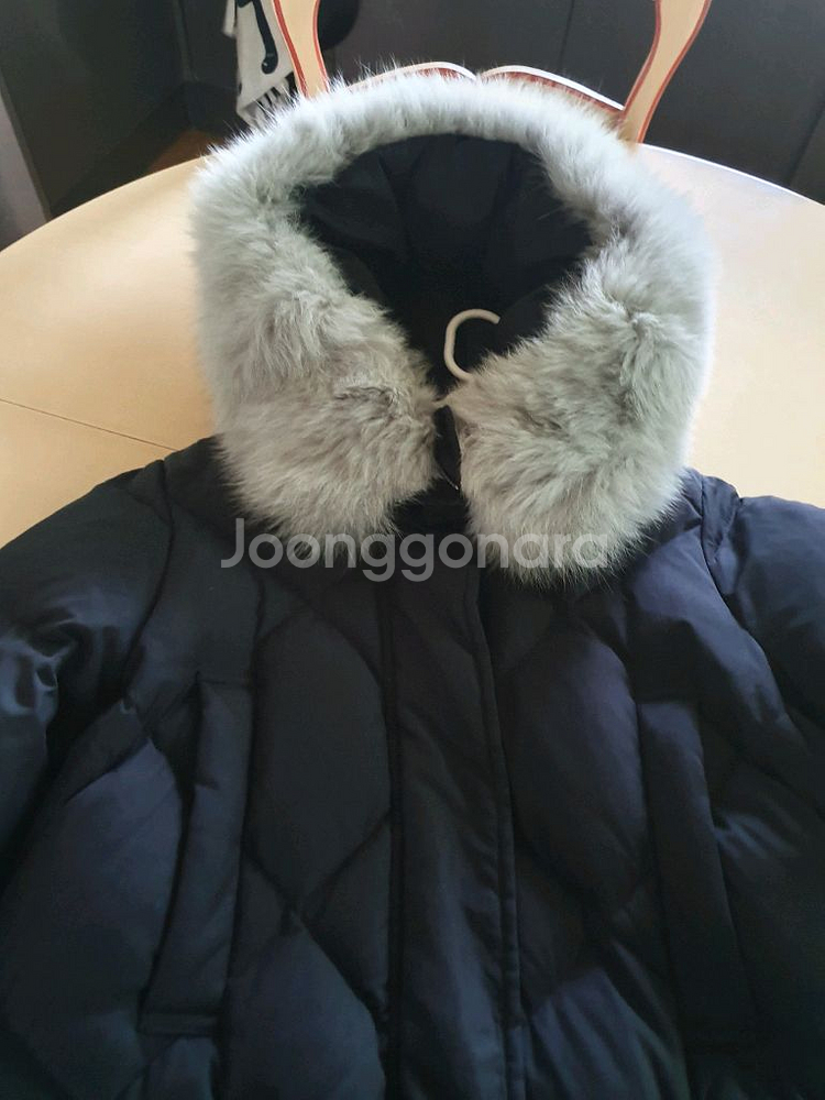 잇미샤 블랙패딩--13