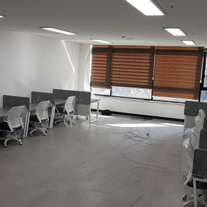 [신품]멜론책상 사무용책상 강남전시장 사무용가구