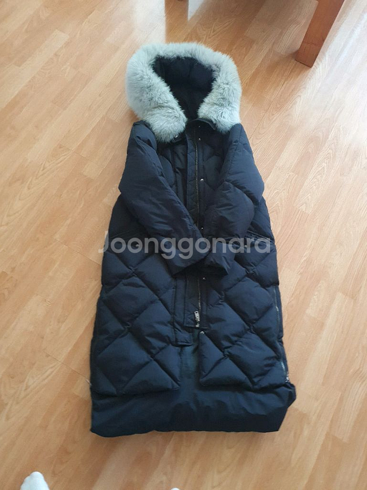 잇미샤 블랙패딩--3