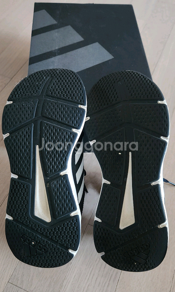 아디다스 러닝화 운동화 250사이즈--7