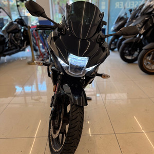 GSX-R125 19년식 빠르게빼봅니다.