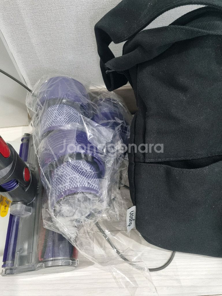 다이슨 V10 플러피 무선청소기--3