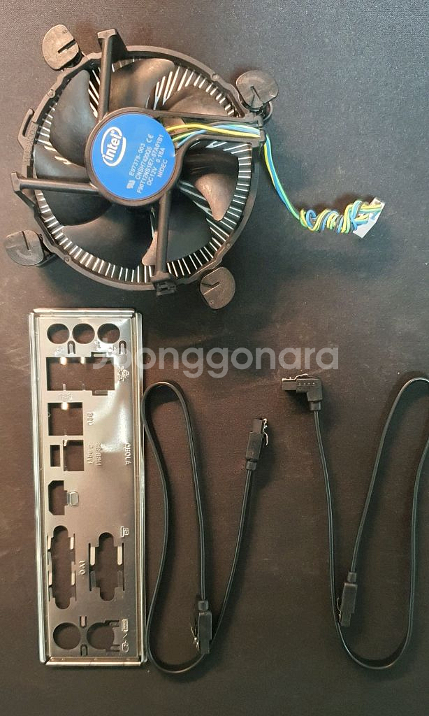 i7 7700 B250M PRO4 (쿨러 io실드포함)--2