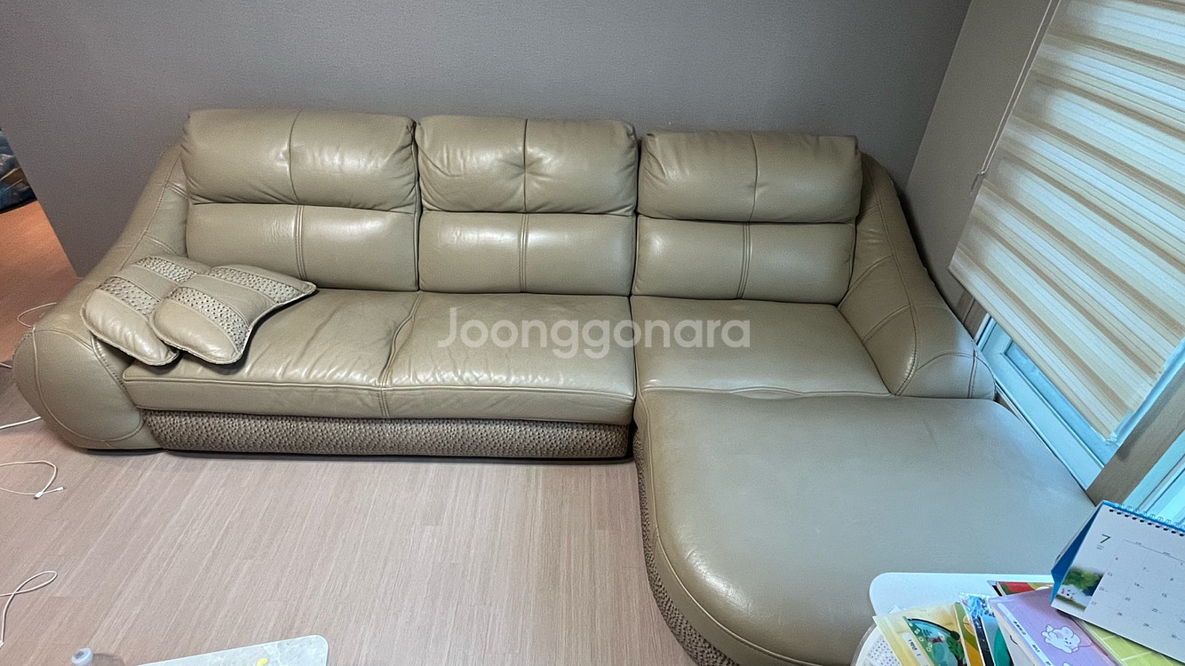 [광주]베이지 통가죽 코너형 소파--0