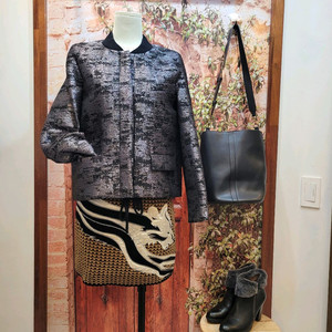 에센셜 엔트워프 글리터 자캬드 자켓