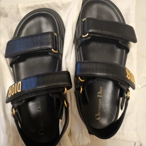 디올 샌들 39 사이즈