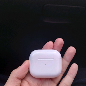 에어팟 3세대 본체