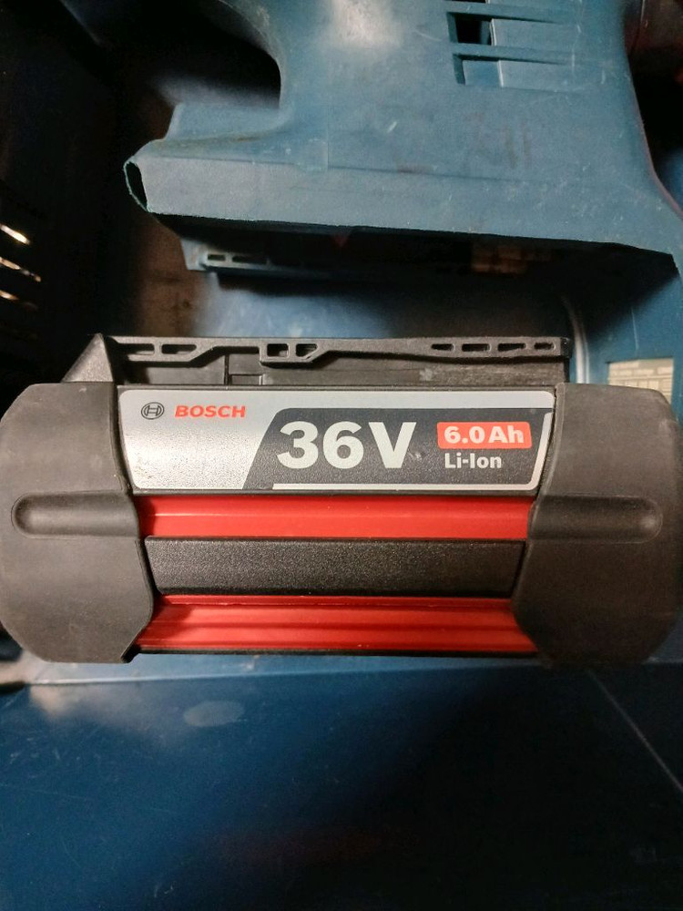 보쉬 36v 함마드릴 이미지