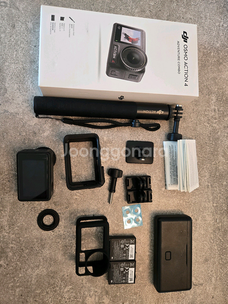 DJI 오즈모 액션4 어드벤처 콤보풀셋 ,케어 많이 남아있음--1