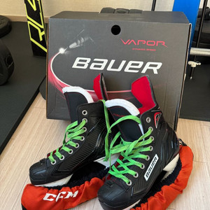 바우어 베이퍼 아이스하키 스케이트 210
