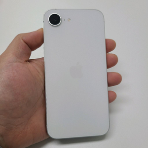 배터리 100% 자급제 아이폰 16e 512기가 화이트