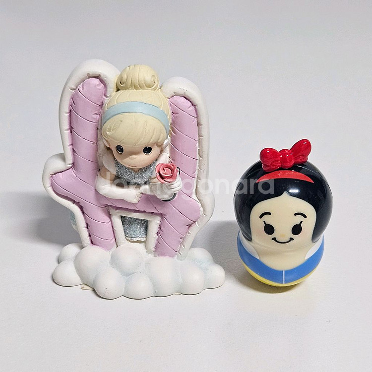 디즈니 신데렐라&백설공주 피규어--0