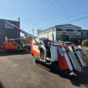 구보다 3조 콤바인입니다 이미지