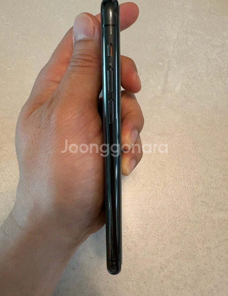 아이폰 11 Pro 판매합니다.--3