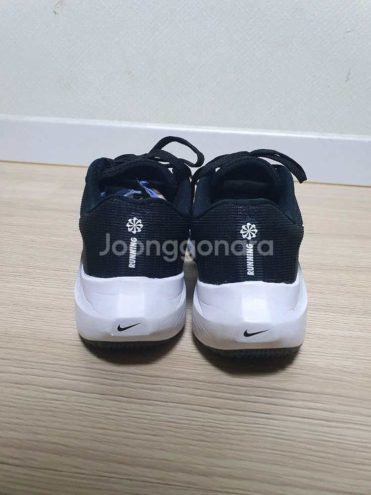 나이키 줌 플라이5 러닝화 240--4