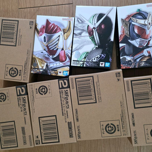 shf 진골 가면라이더 판매합니다