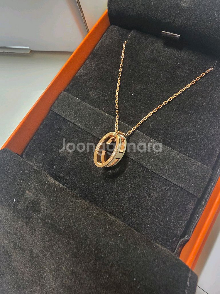 [풀구성] 에르메스 팝 H 아슈 펜던트 목걸이 화이트--2