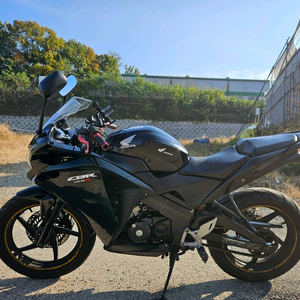 혼다CBR125/13년식/3만키로/130만원/상태굿