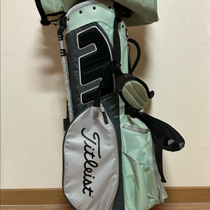 (새상품)타이틀리스트 Players 5 Stadry 골프백입니다