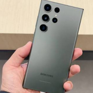 갤럭시 S23 울트라 무로나눔합니다