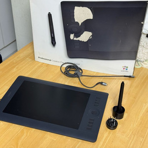 와콤 인튜어스 프로 PTH-651