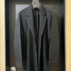 옴므플리세 이세이미야케 컬렉션라인 기모노 자켓 블랙 3사이즈 신