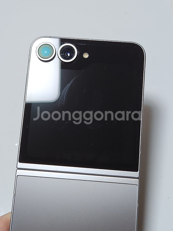 갤럭시Z플립6 256G 무잔상 실버 57276--3