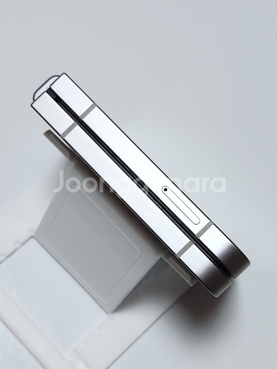 갤럭시Z플립6 256G 무잔상 실버 57276--7