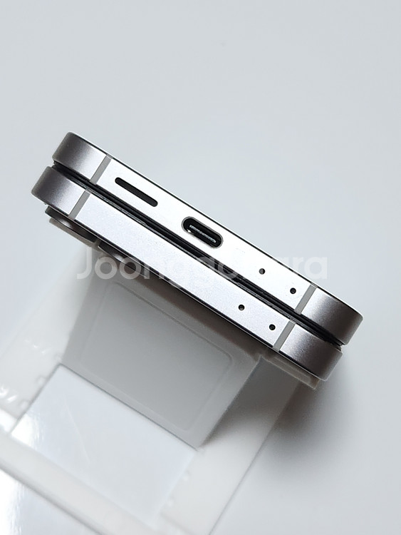 갤럭시Z플립6 256G 무잔상 실버 57276--5