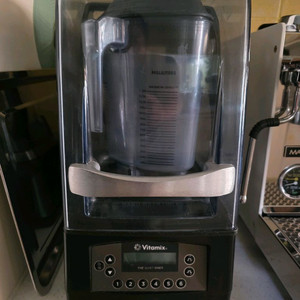 바이타믹스 콰이어트원 블렌더