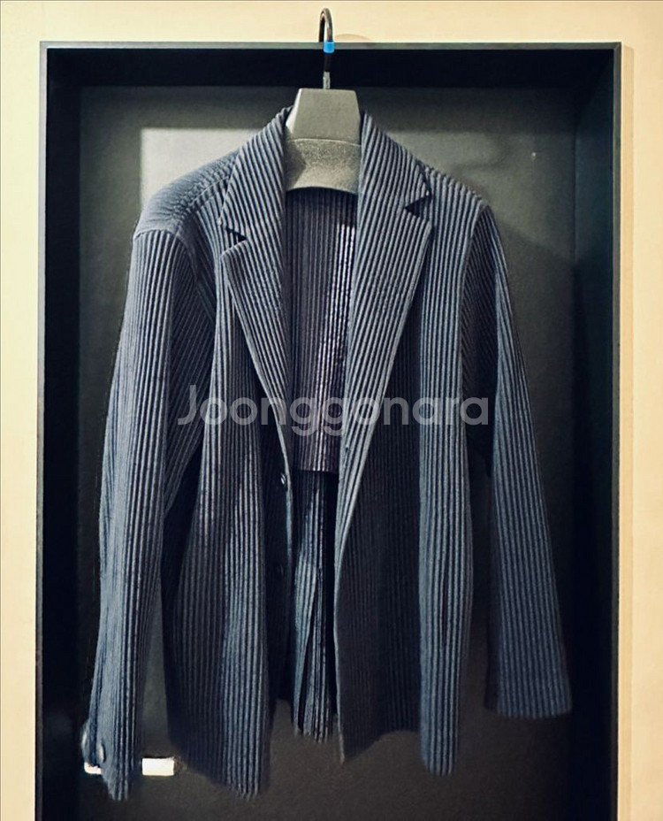 옴므플리세 이세이미야케 베이직 자켓 네이비 3사이즈 신품급--1