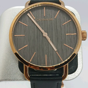 캘빈클라인 even 나무 결 무늬 쿼츠 시계