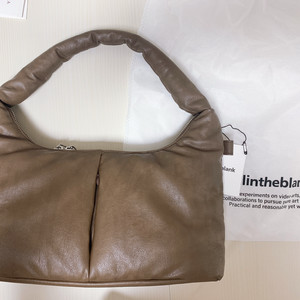 필인더블랭크 브라운 호보백