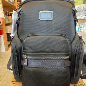 투미 알파 브라보 네비게이션 백팩 블랙