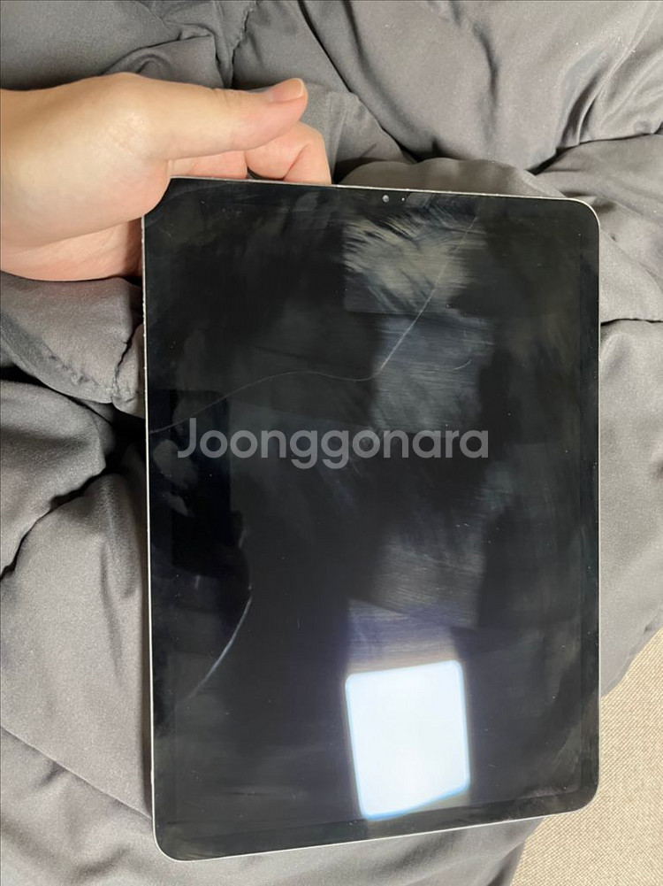 아이패드 프로 11 2세대 판매합니다--4