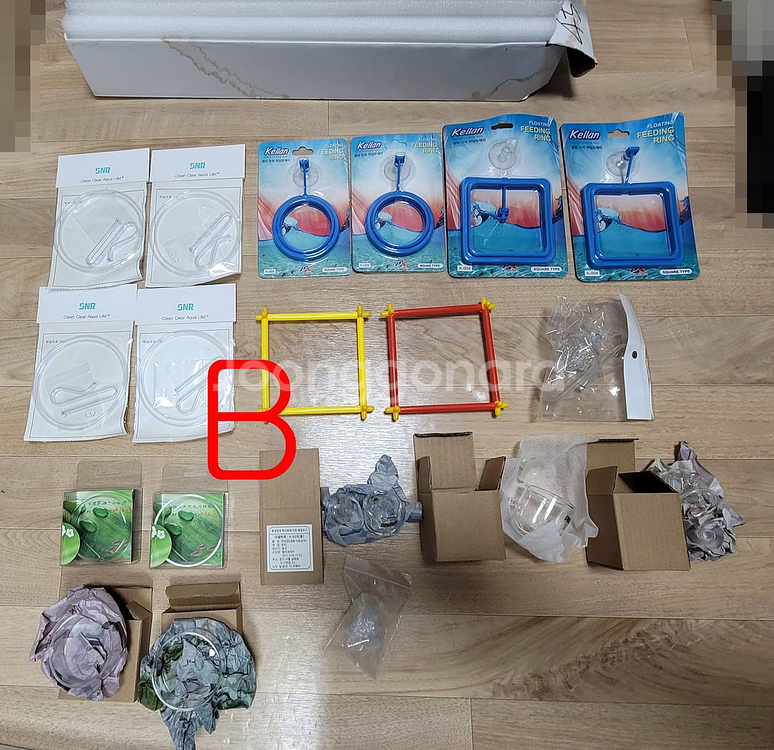 [어항 용품 - 5] 피딩 관련 용품 일괄 판매합니다. (피딩실린더,피딩스테이션,피딩홀더,피딩트레이,피딩컵)--2