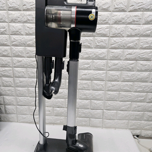 LG 코드제로 무선 청소기 P9 입니다