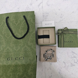 구찌 인터로킹 체인 팔찌18호 정품