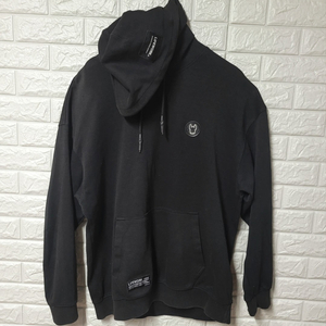 [L] 라이프워크 블랙 레더와펜 후드티