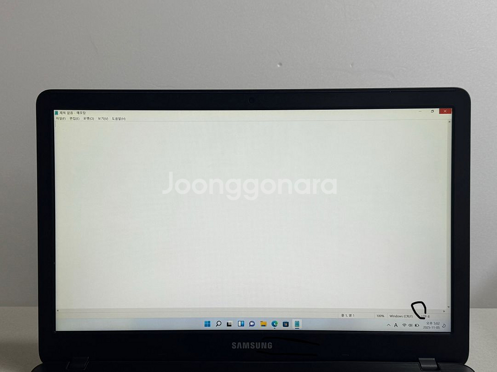 [ 배터리 거의 새거 ] 삼성 노트북 NT500R5W i5-7200U--5