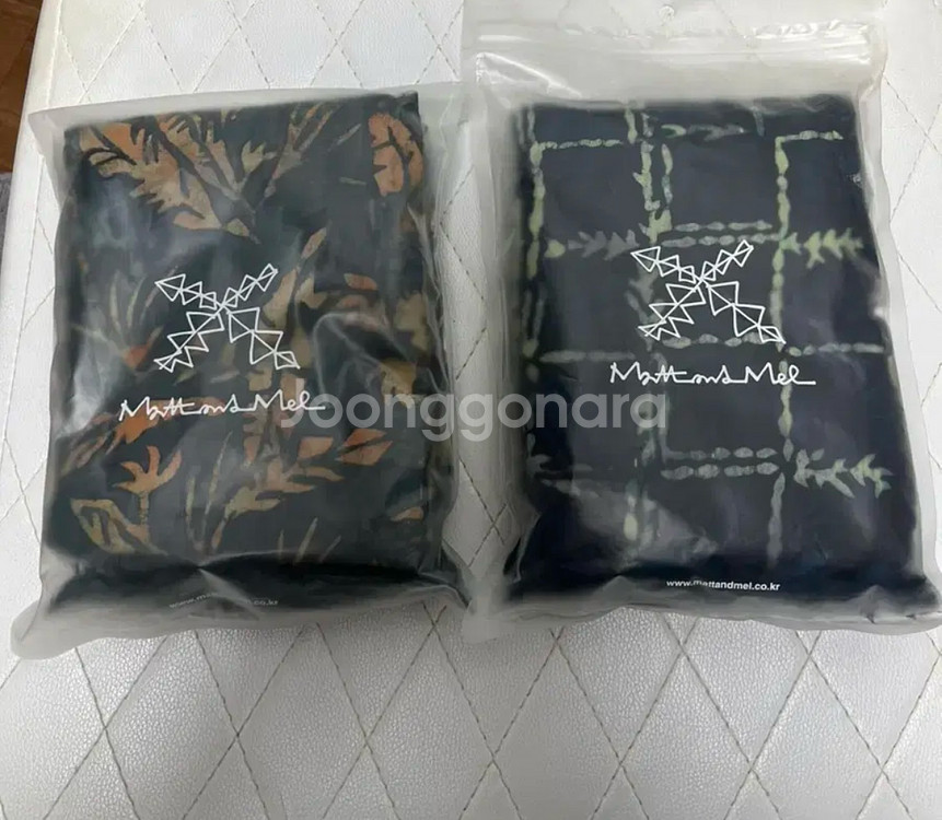 멧앤멜 사롱 왼쪽--0